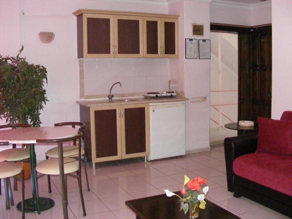 Antik Apart & Hotel Marmaris Exteriör bild
